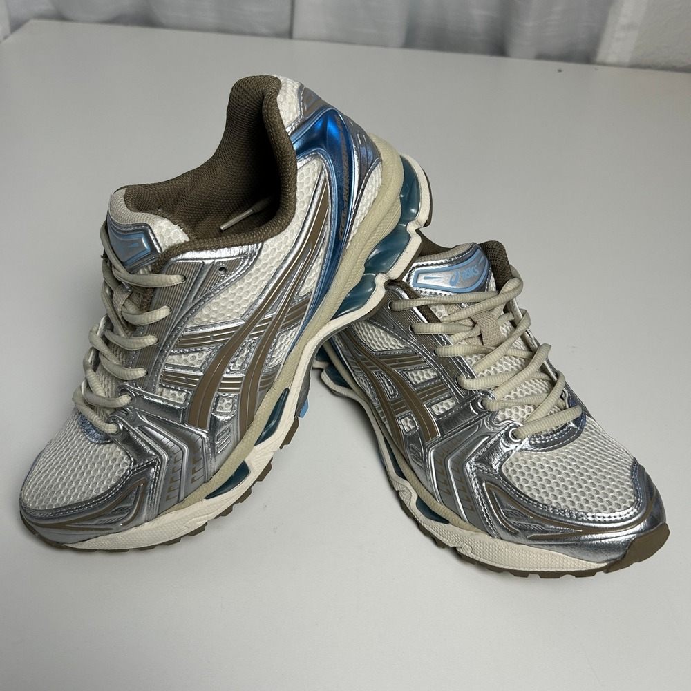 Asics Gel-Kayano 14 Cream Silver Blue Running Shoes 1202A056 Womens 8.5